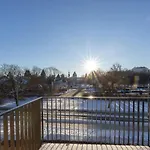 Appartement New Modern Center With Old Town Views