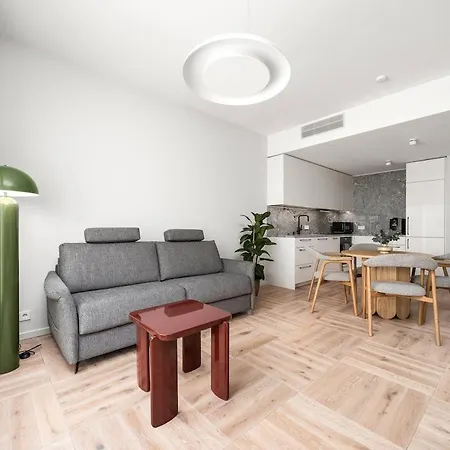 New Modern Center With Old Town Views *