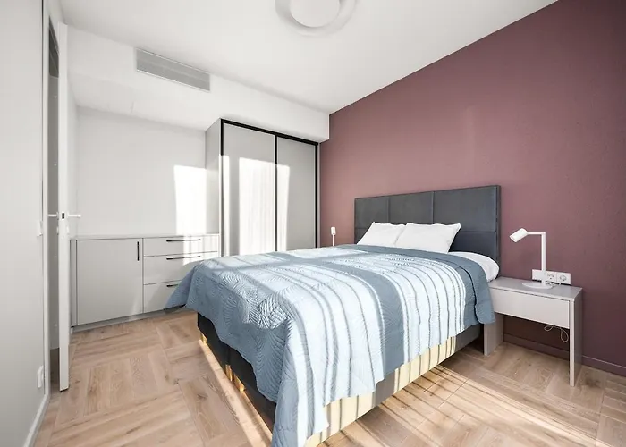 Apartment New Modern Center With Old Town Views