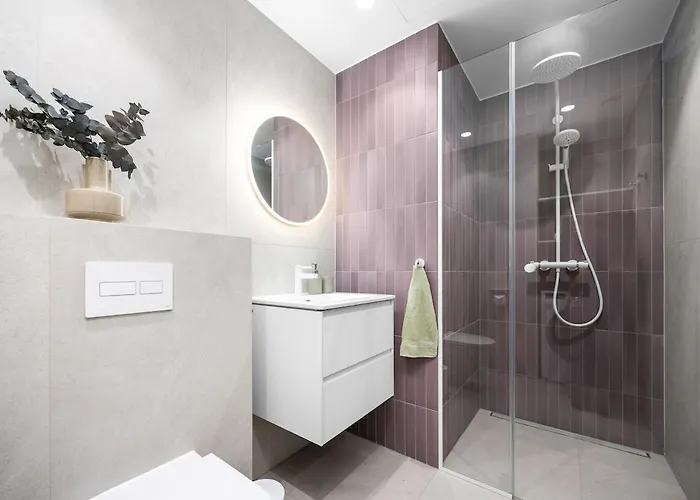 New Modern Center With Old Town Views Apartment